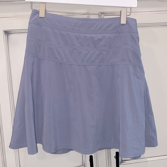 Athleta A-line skirt skort gray 17” modest length women’s 4 - Picture 1 of 7